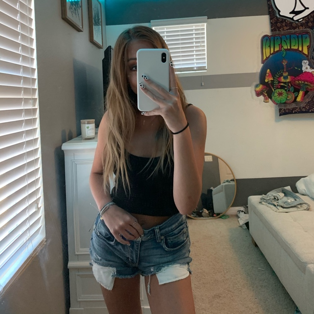 american eagle denim distressed/pocket shorts